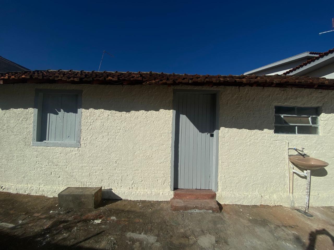 Casa Residencial - Centro