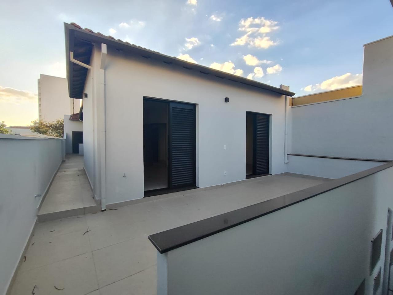 Casa Residencial - Centro
