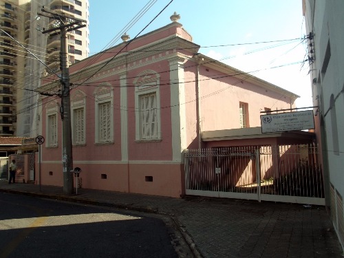 Casa Residencial - Centro