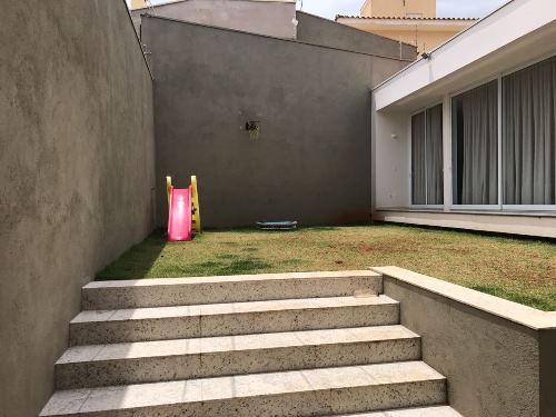 Casa Residencial - Jardim Yara