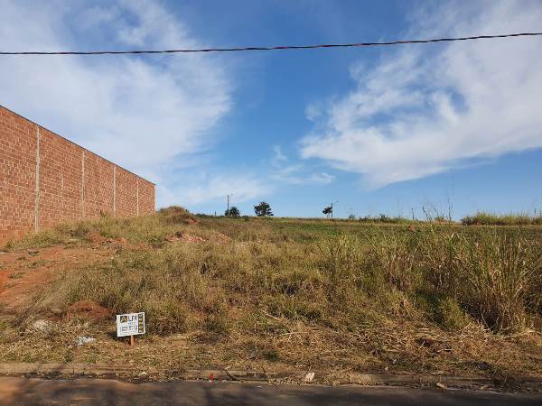 Terreno - Parque das Bromélias