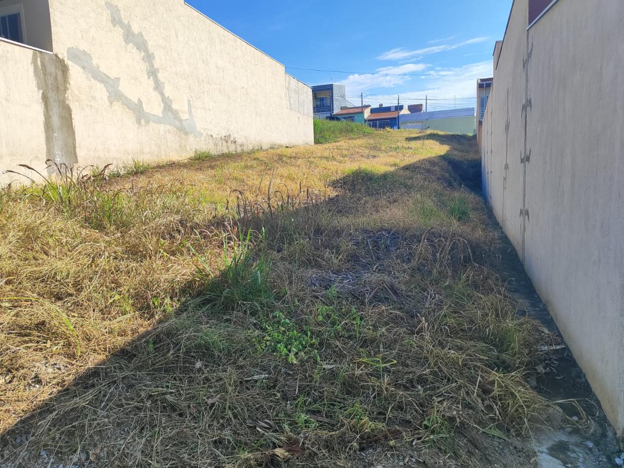 Terreno - Jardim Flamboyant