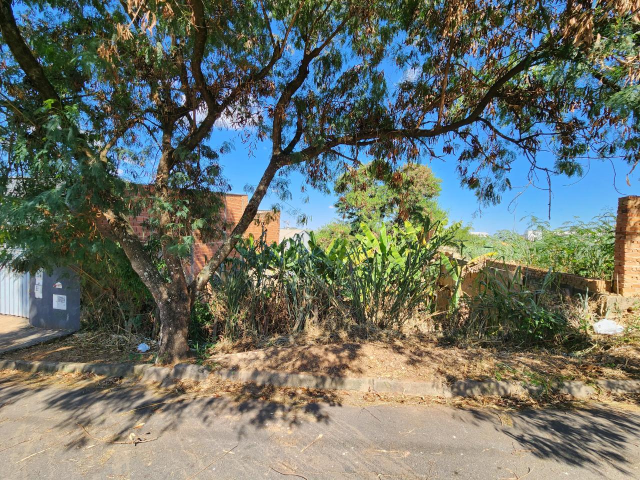 Terreno - Jardim São Nicolau