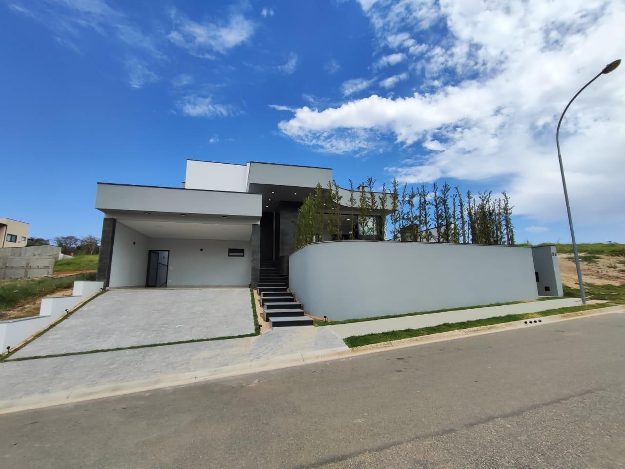 Casa Residencial - Condomínio Portal da Serra