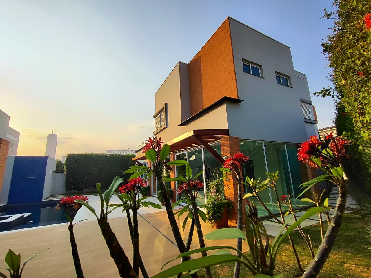Casa Residencial - Condomínio Morro Azul