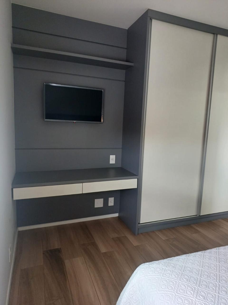 APV0433