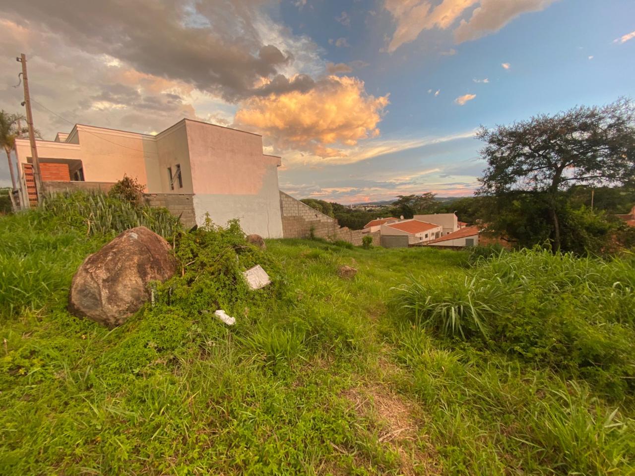Terreno - Jardim Dona Tereza