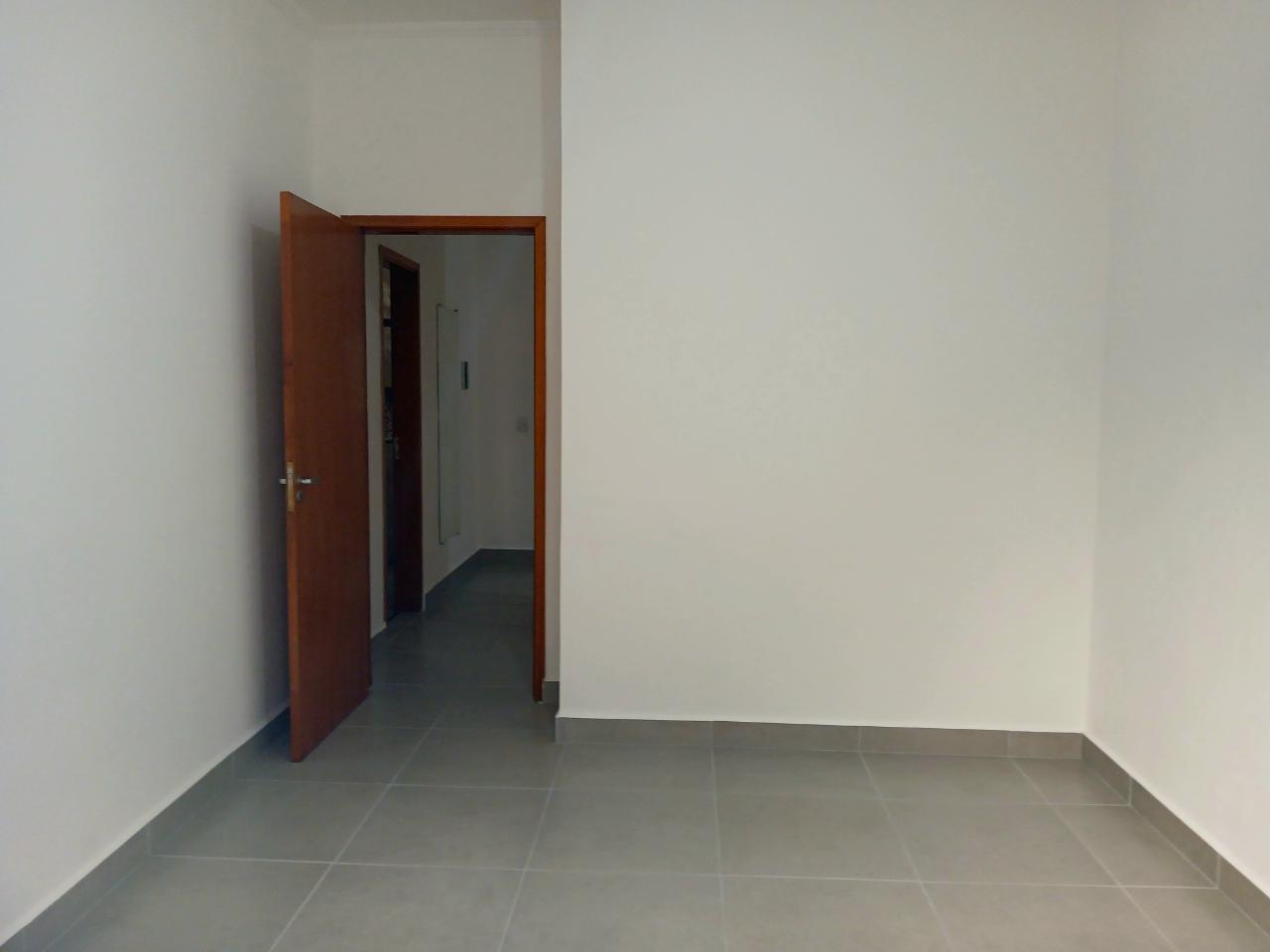 CV3323